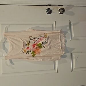Medium Old Navy Tank Top with a bird on it